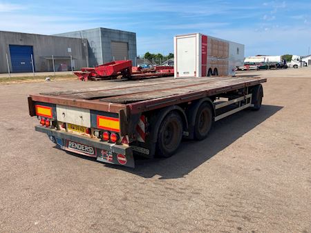 Renders  Flatbed