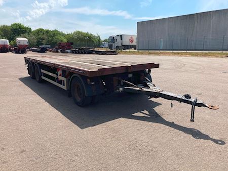 Renders  Flatbed
