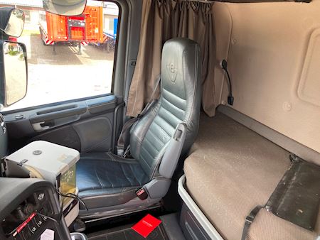 Scania R560LA6X4HSA Standard