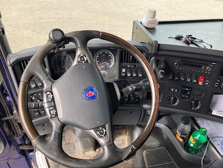 Scania R560LA6X4HSA Standard