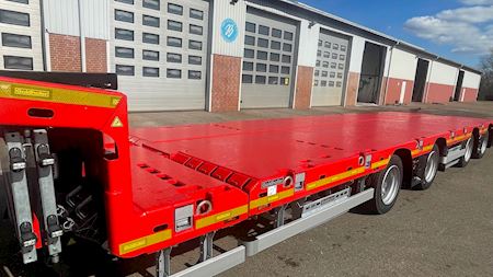 Goldhofer STN-L 4 Stepstar Low loader