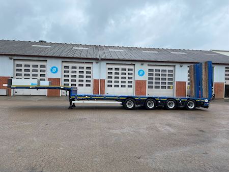 Goldhofer STN-L 4 Low loader