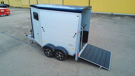 Humbaur Notos Alu Pferdetransporter