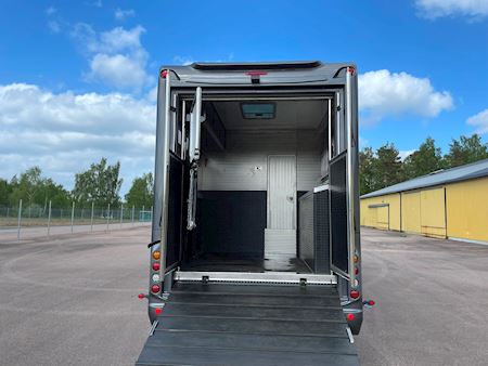DAF Lehel horsebox 210 LF Horse transporter