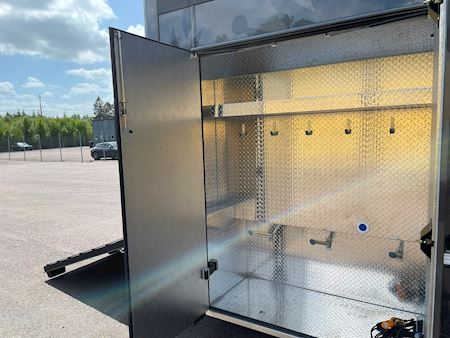DAF Lehel horsebox 210 LF Horse transporter