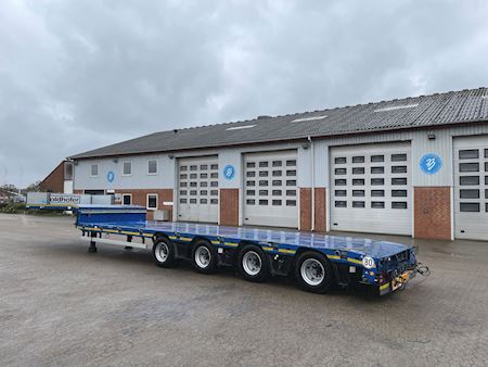 Goldhofer STN-L 4 Heavy trailer