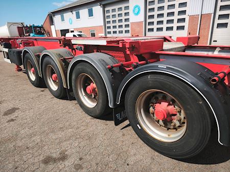 LAG 30+20 fods containerchassis Chassi