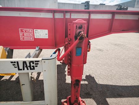 LAG 30+20 fods containerchassis Chassi