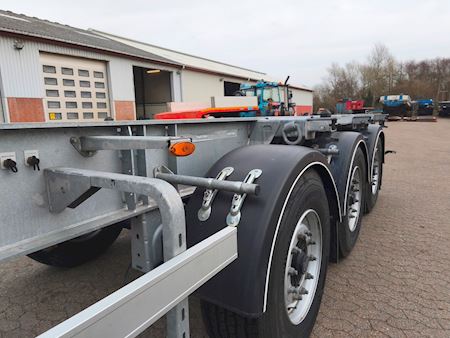 Seyit Usta 40 fods containerchassis Chassi