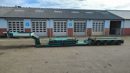 Faymonville STBZ-4VA Heavy trailer