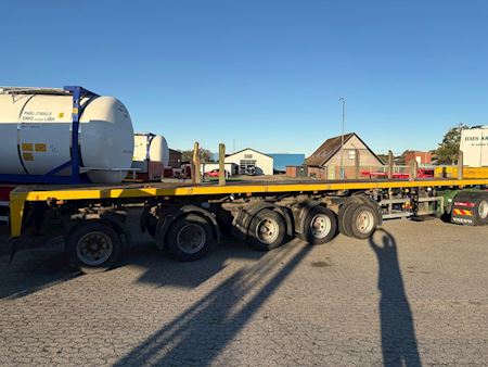 Goldhofer SPZ-DL 5-62/80 Flatbed